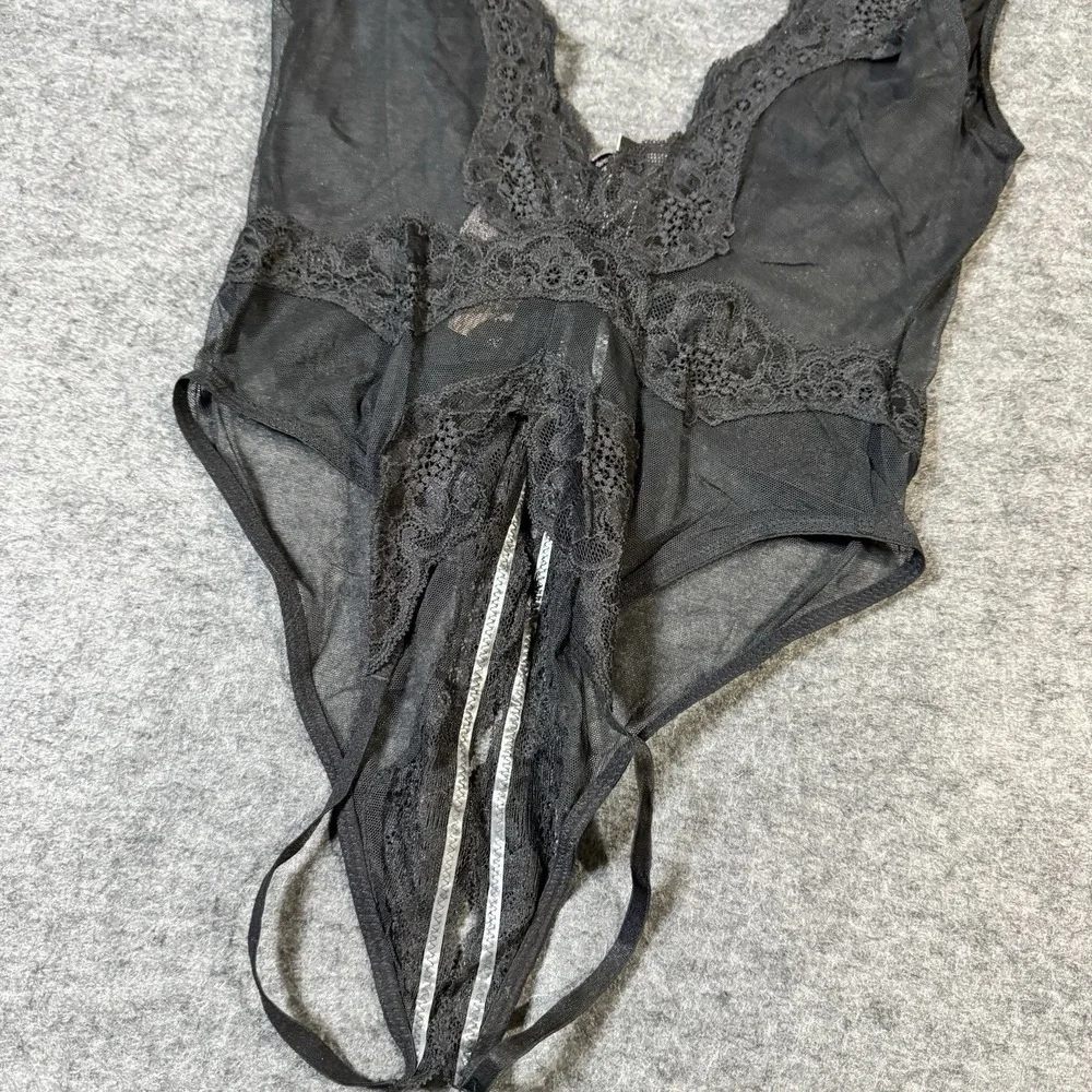 Victoria's Secret NEW Deep V All Lace Bodysuit Size XS Grunge Rave Festival Sexy